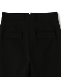【yoshie inaba】RECYCLE NYLON DOUBLE PLEATED TAPERED  PANTS 詳細画像 ブラック 10