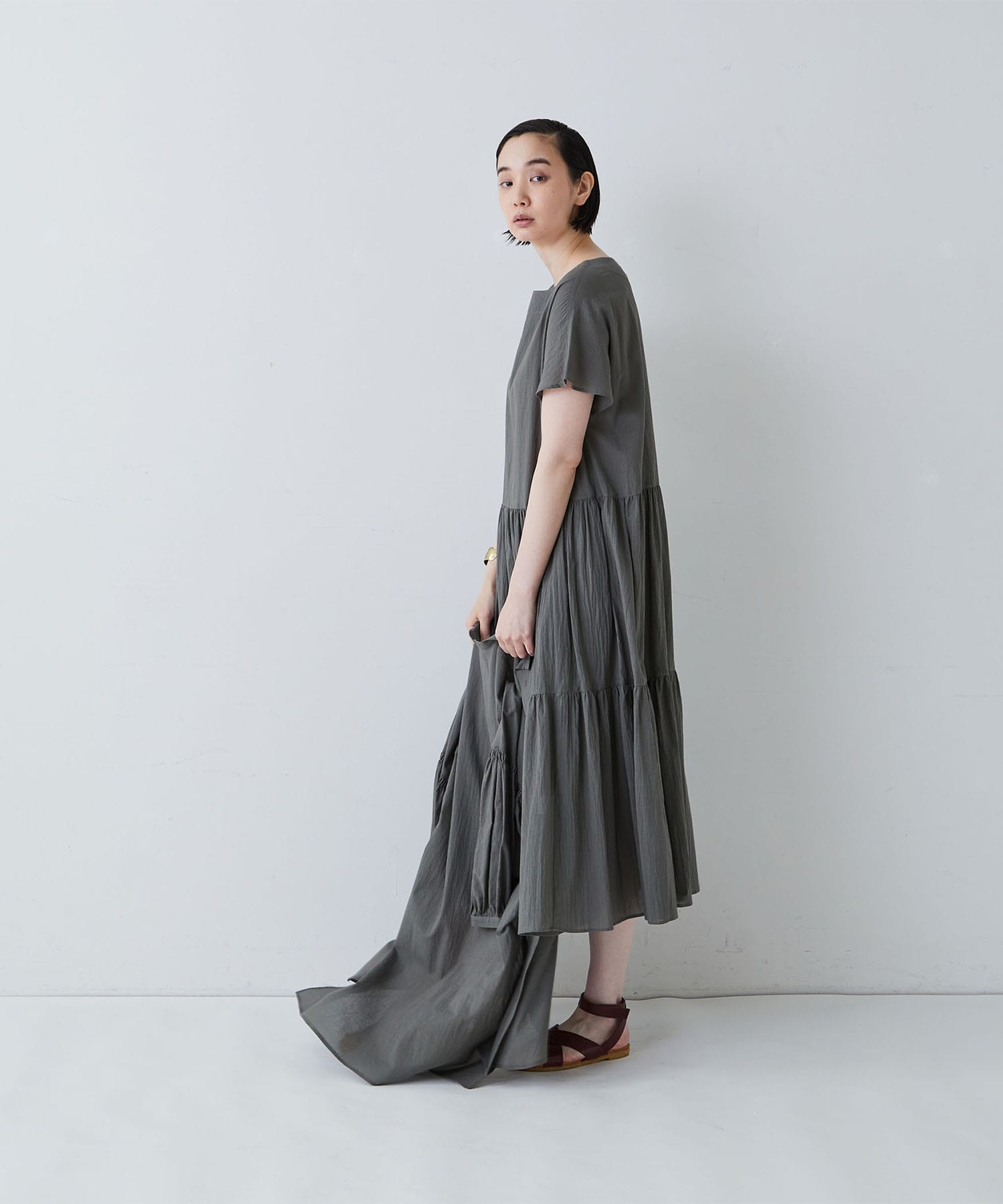 コットンティアードワンピース Bigi Online Store ビギ オンラインストア