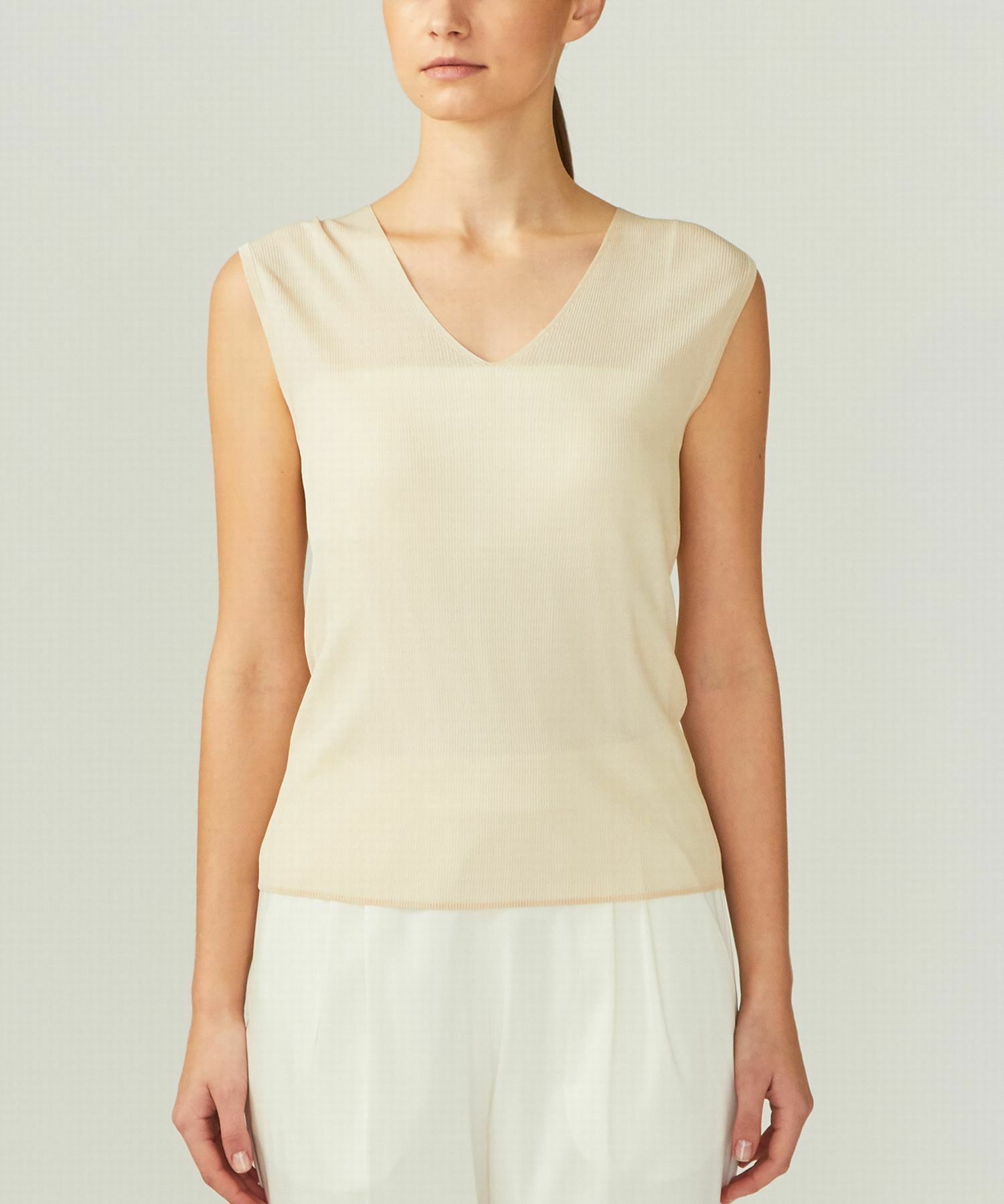 シースルーニット Vネック ノースリーブ リブニット Bigi Online Store ビギ オンラインストア