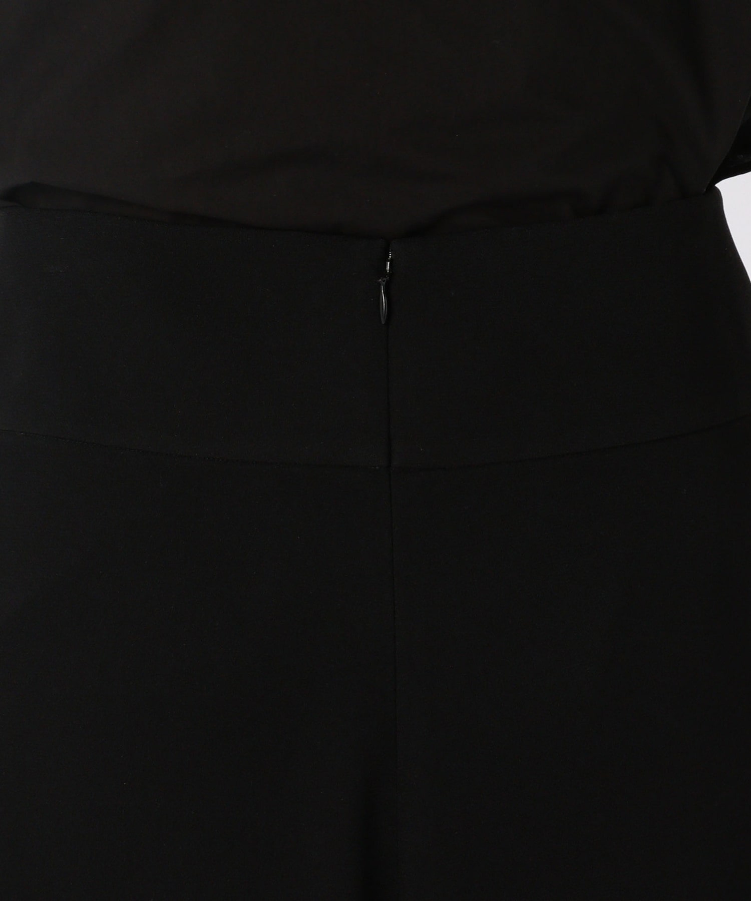 【L'EQUIPE】バックサテンスカート 詳細画像 ブラック 3