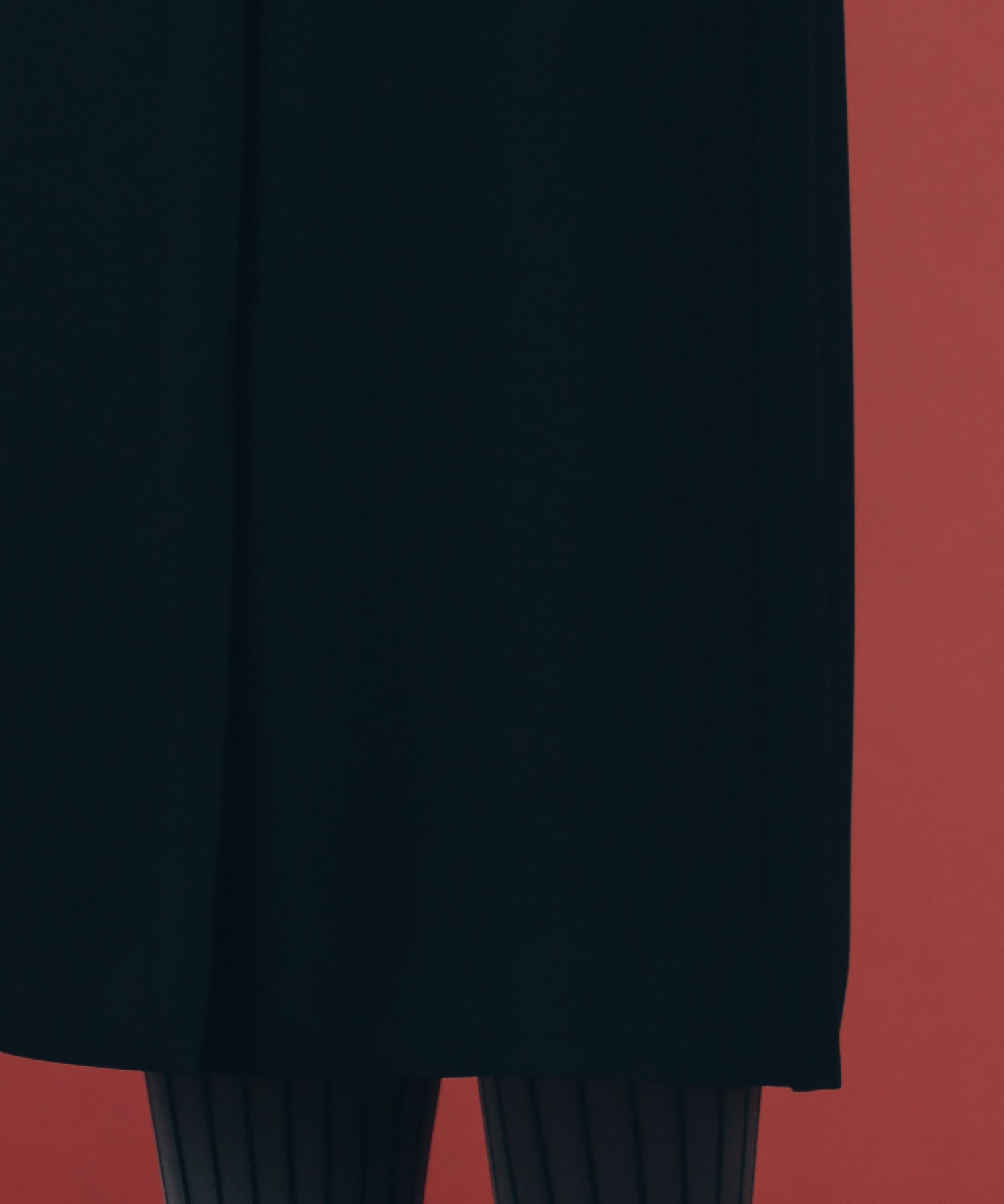 【L'EQUIPE】バックサテンストレートスカート 詳細画像 ブラック 4