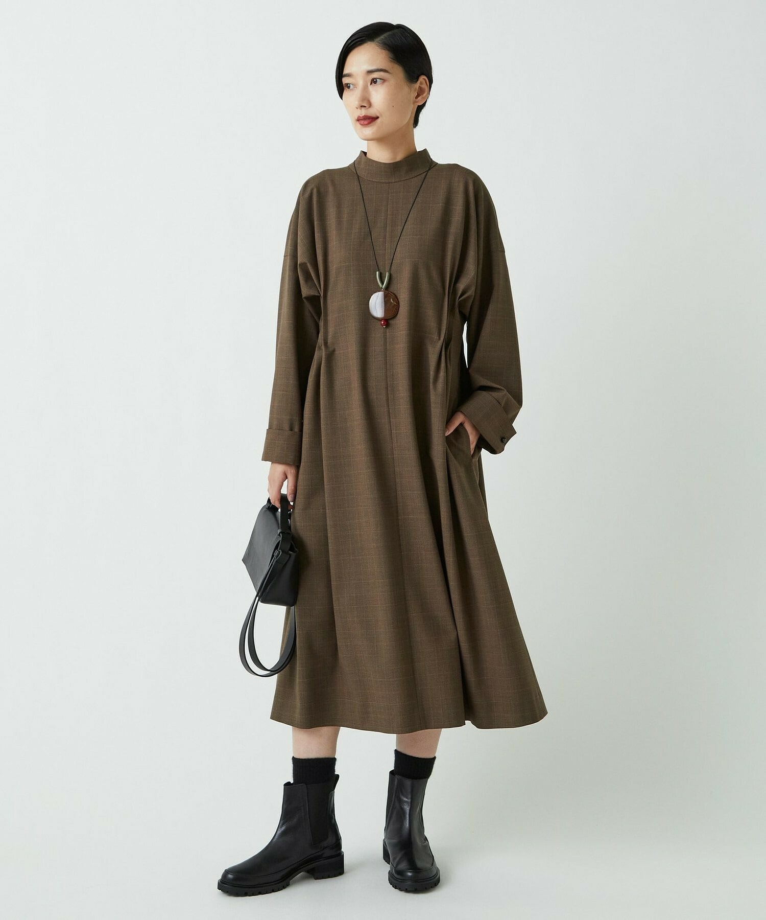 ウール混ストレッチウエストタックワンピース Bigi Online Store ビギ オンラインストア