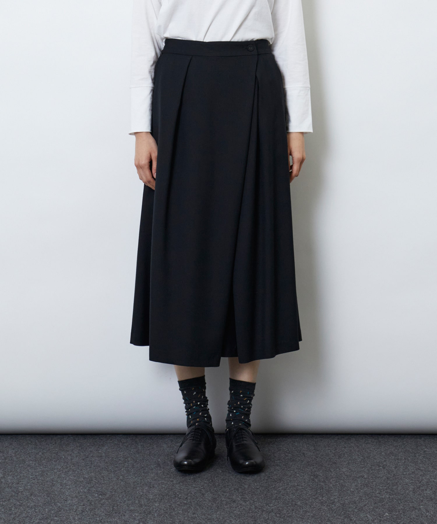 高評価WOOOL VIERA PLEATED SKIRT：スカート ロングスカート