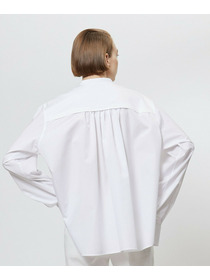 【yoshie inaba】コットンポプリンクロップド＆ボクシーシルエットシャツ 詳細画像 ホワイト 8