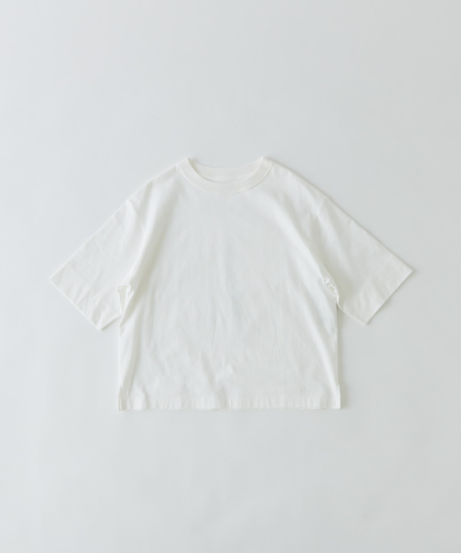 【congés payés】ichiro yamaguchi.半袖Tシャツ 詳細画像 グレイッシュベージュ 1