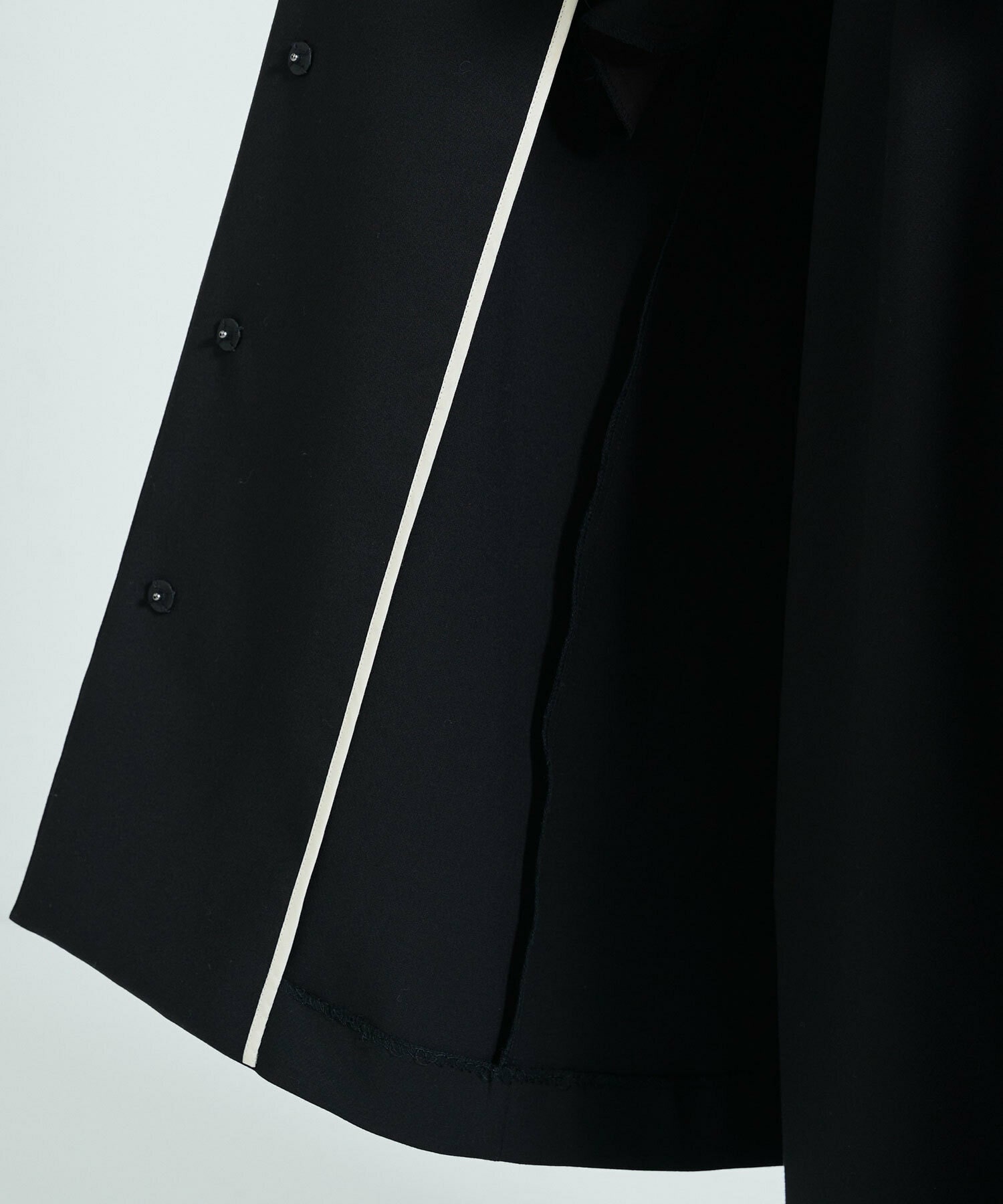 【ADIEU TRISTESSE】ダブルクロスフロントオープンジャンパースカート 詳細画像 ブラック 15
