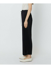 【yoshie inaba】SILK HABUTAE DRAWSTRING PLEATED SKIRT  詳細画像 ブラック 3