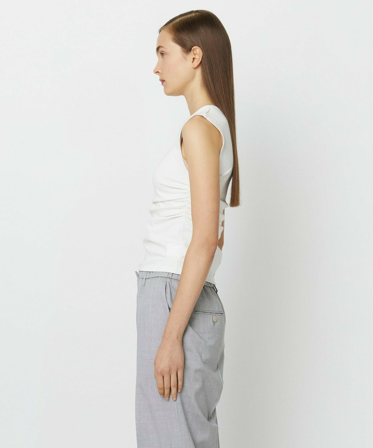 【yoshie inaba】STRETCH PONTE NO SLEEVE ROUND NECK TOP 詳細画像 トップグレー 3