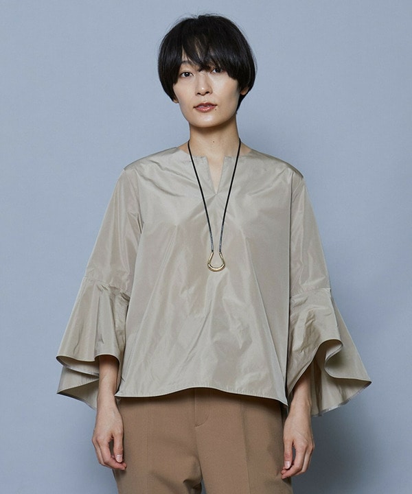 【Lサイズ】スタイリスト戸野塚かおるコラボ　ラッフルキーネックブラウス 詳細画像 ベージュ 2