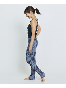 【Julier】【定番】YOGA FITアシメミドルトップス／パット付き・UVカット・吸汗速乾・ホットヨガ対応・水着・水陸両用 詳細画像 ブラック 34