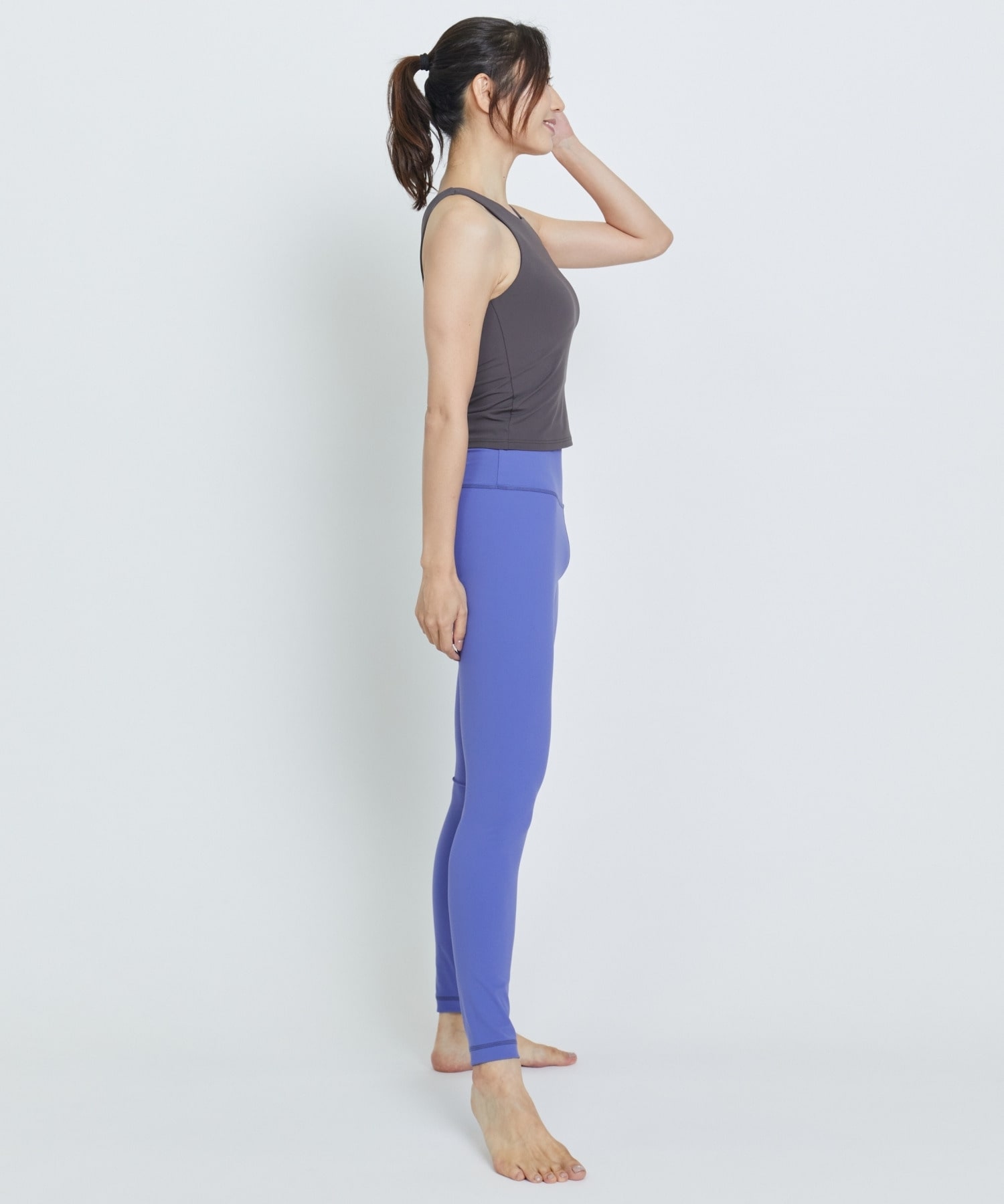 【Julier】【定番】YOGA FITアシメミドルトップス／パット付き・UVカット・吸汗速乾・ホットヨガ対応・水着・水陸両用 詳細画像 ブラック 30