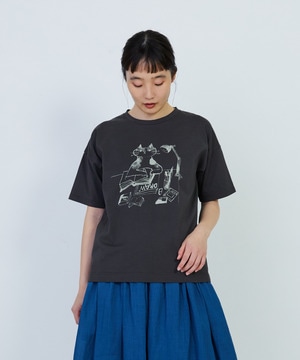 【LOISIR】【アーティストコラボ】LOISIR×TORANEKOBONBONイラストプリントTシャツ 詳細画像 チャコールグレー 1