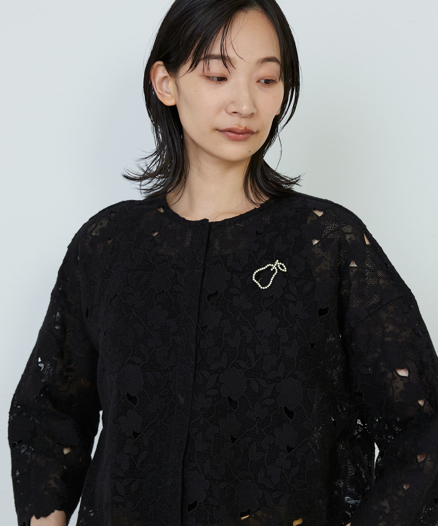 【ADIEU TRISTESSE】ラ・フランスシルエットブローチ 詳細画像 グリーン 2