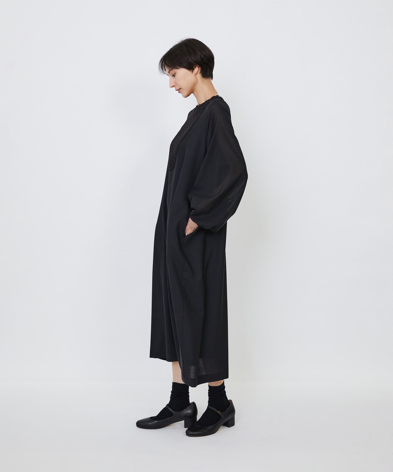 【LOISIR】｜2BUY10%OFF・3BUY20%OFF｜【MTサイズ有り】エステスウールケミカルレース使いワンピース 詳細画像 ブラック 4