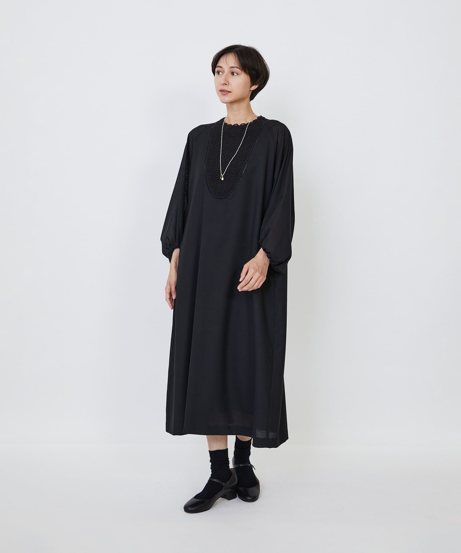 【LOISIR】｜2BUY10%OFF・3BUY20%OFF｜【MTサイズ有り】エステスウールケミカルレース使いワンピース 詳細画像 ブラック 1