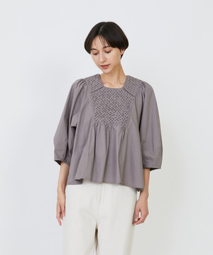 【LOISIR】｜2BUY10%OFF・3BUY20%OFF｜インドコットンポプリンハンドスモッキングブラウス 詳細画像 モカ 1