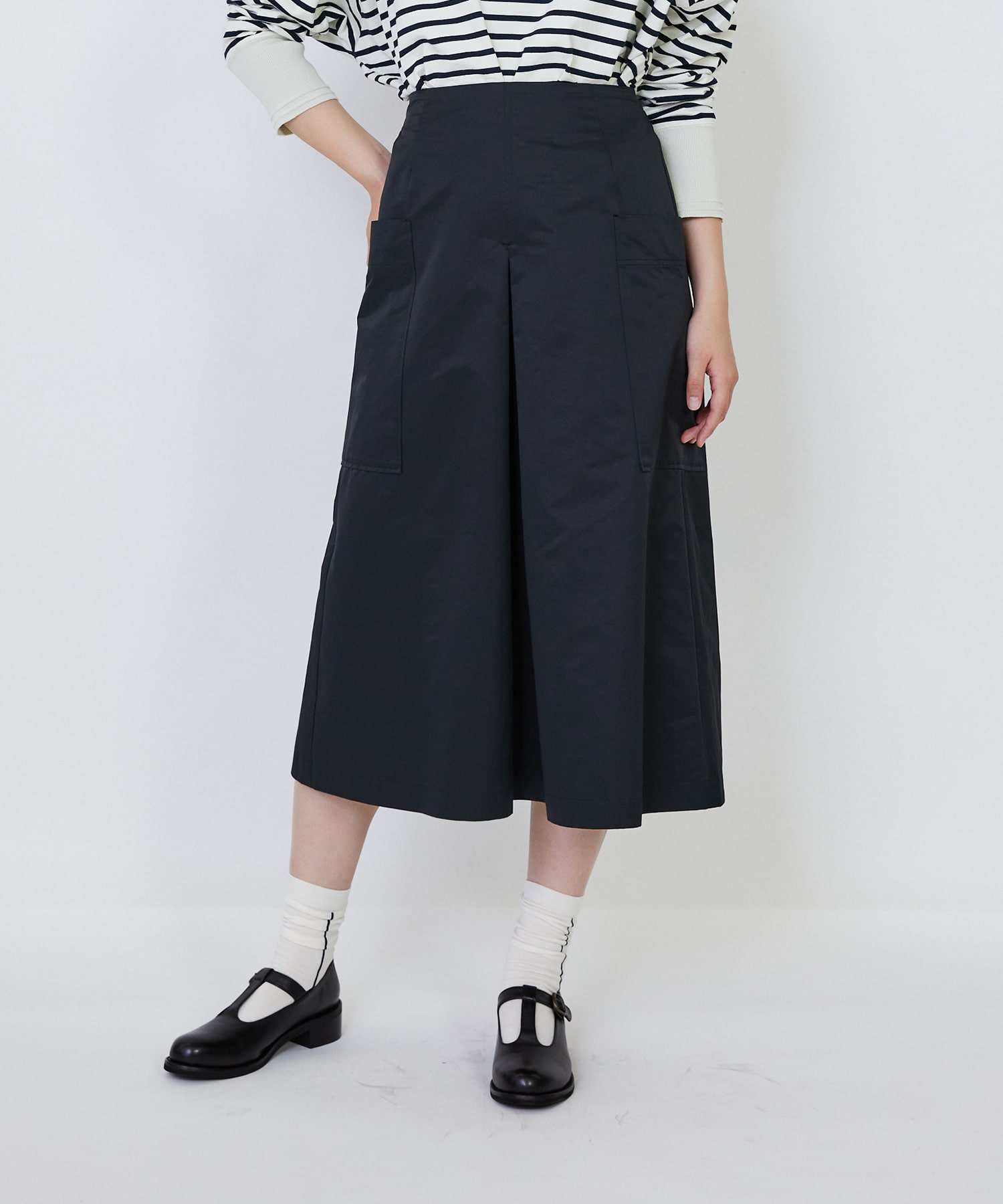 【LOISIR】【MTサイズ有り】エステルコットンタフタミモレスカート 詳細画像 ブラック 1