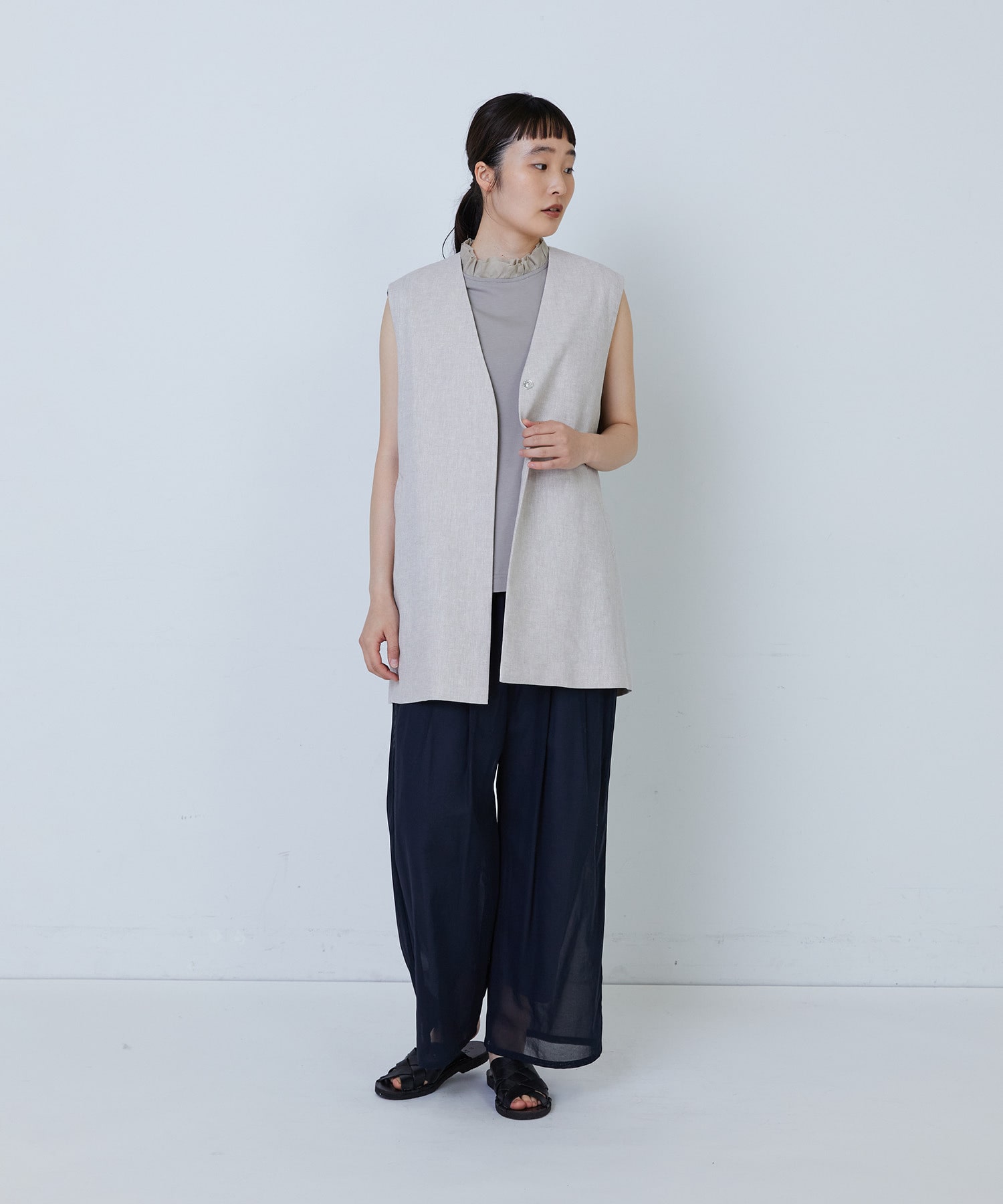 【LOISIR】エステルリネンヘリンボーンバックコンシャスベスト 詳細画像 グレー系その他 2