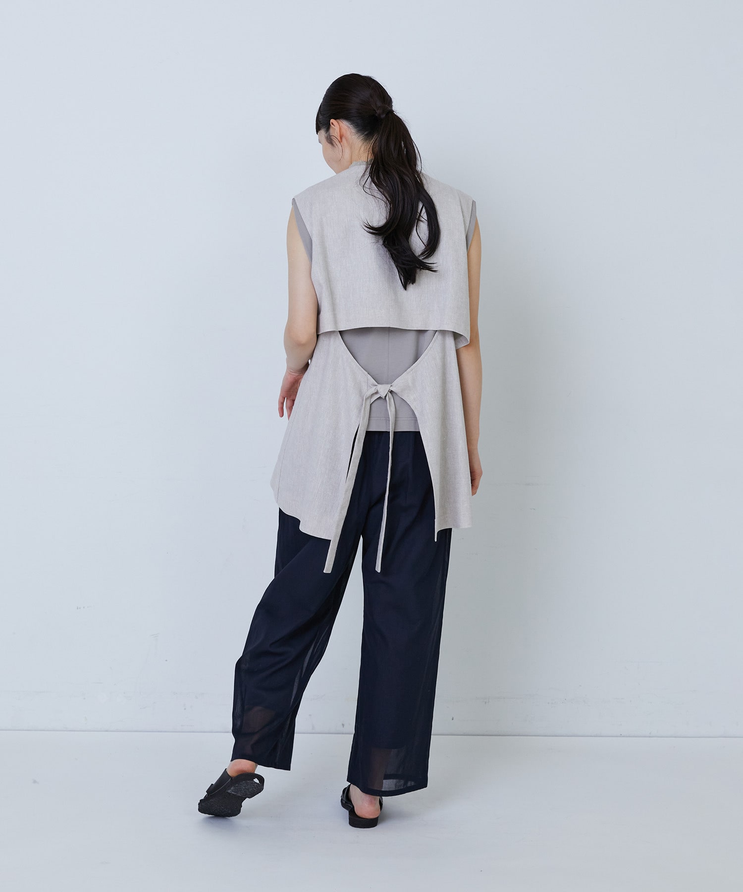【LOISIR】エステルリネンヘリンボーンバックコンシャスベスト 詳細画像 グレー系その他 6