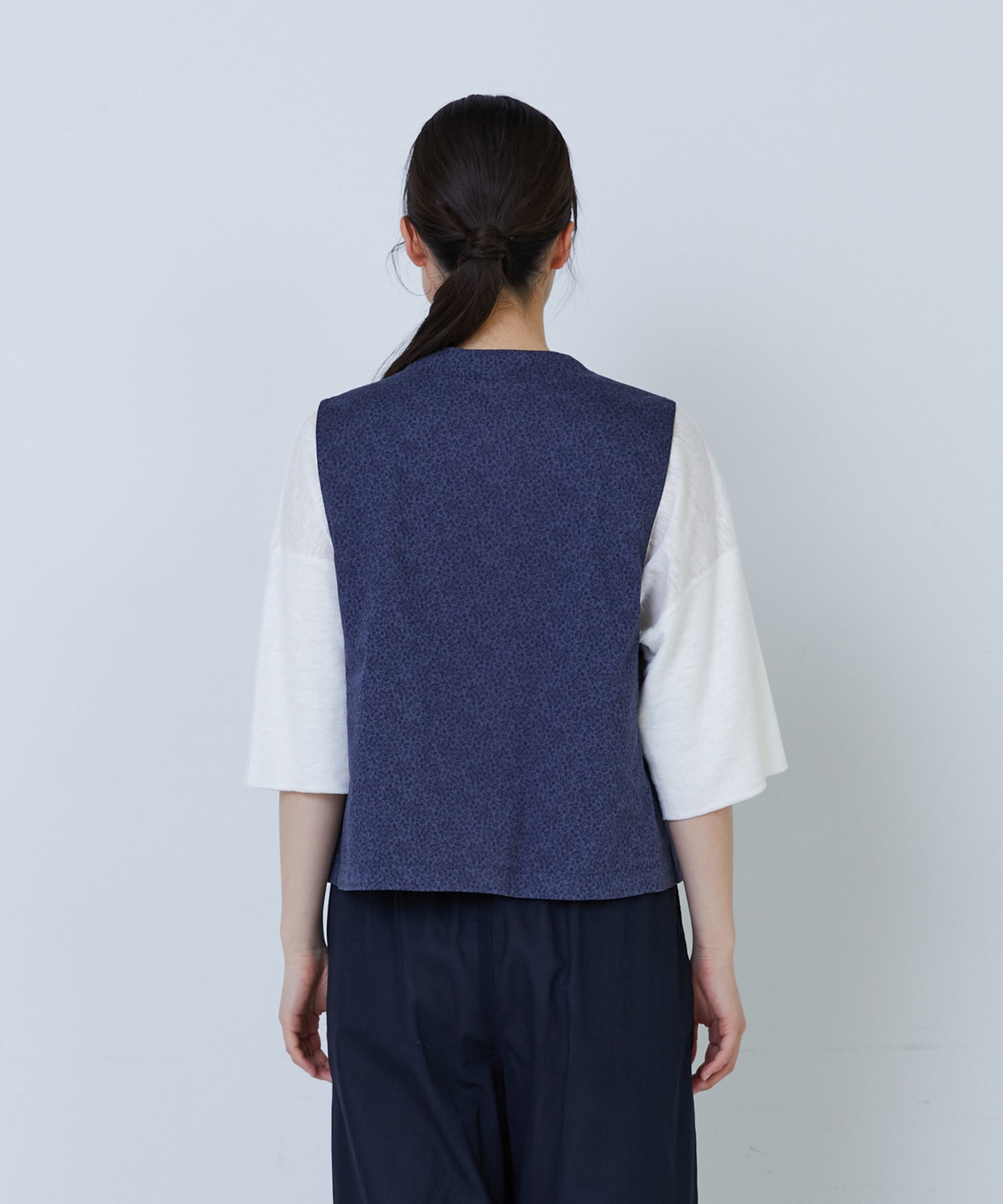 【LOISIR】リバティプリントオーバーダイベスト 詳細画像 ネイビー 10