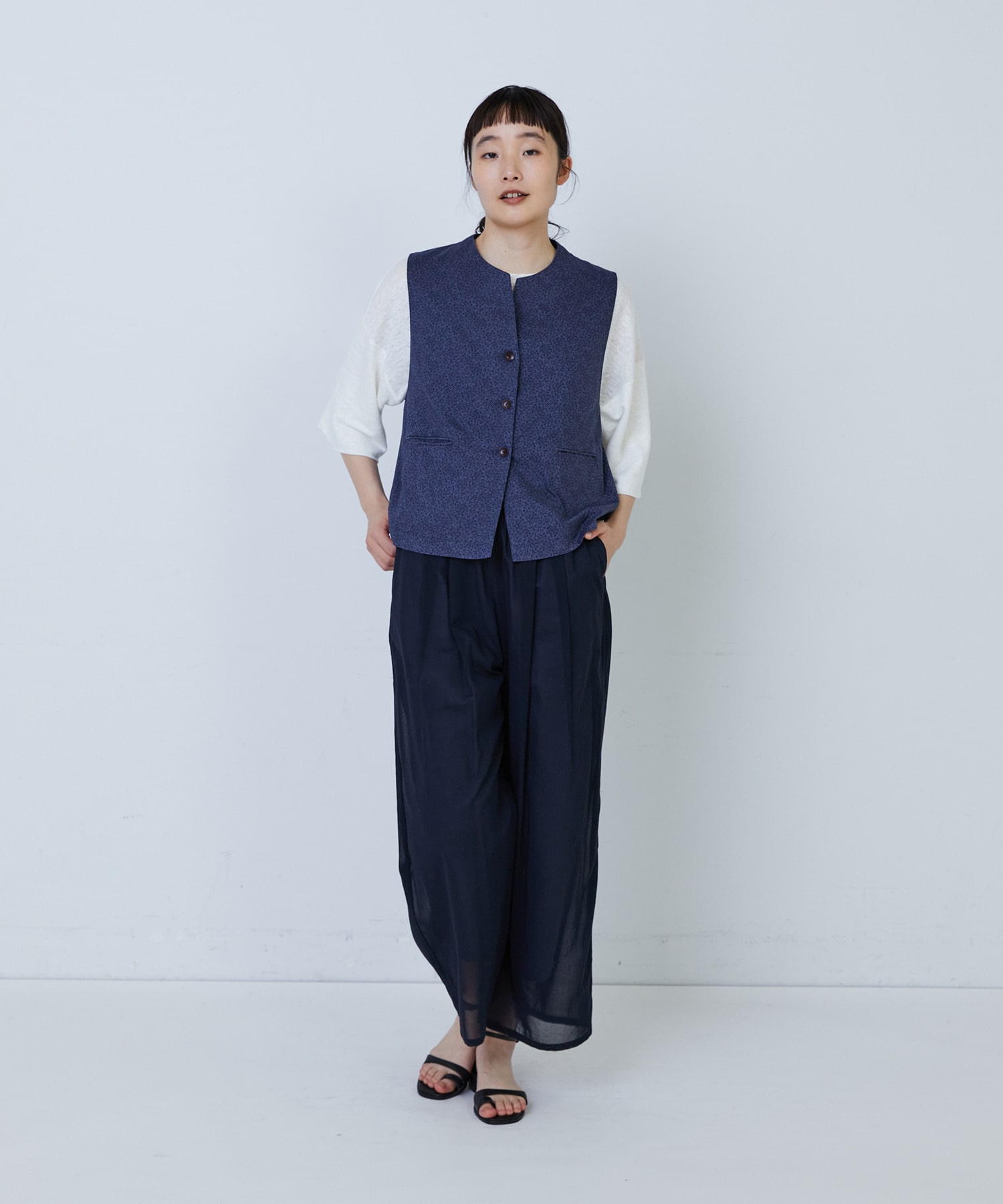 【LOISIR】リバティプリントオーバーダイベスト 詳細画像 ネイビー 4