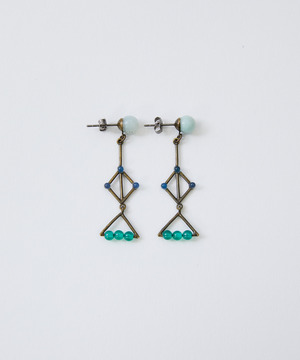 【LOISIR】｜2BUY10%OFF・3BUY20%OFF｜ステンドグラスモチーフ天然石ピアス 詳細画像 グリーン系その他 1