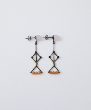 【LOISIR】｜2BUY10%OFF・3BUY20%OFF｜ステンドグラスモチーフ天然石ピアス 詳細画像 レッド系その他 1