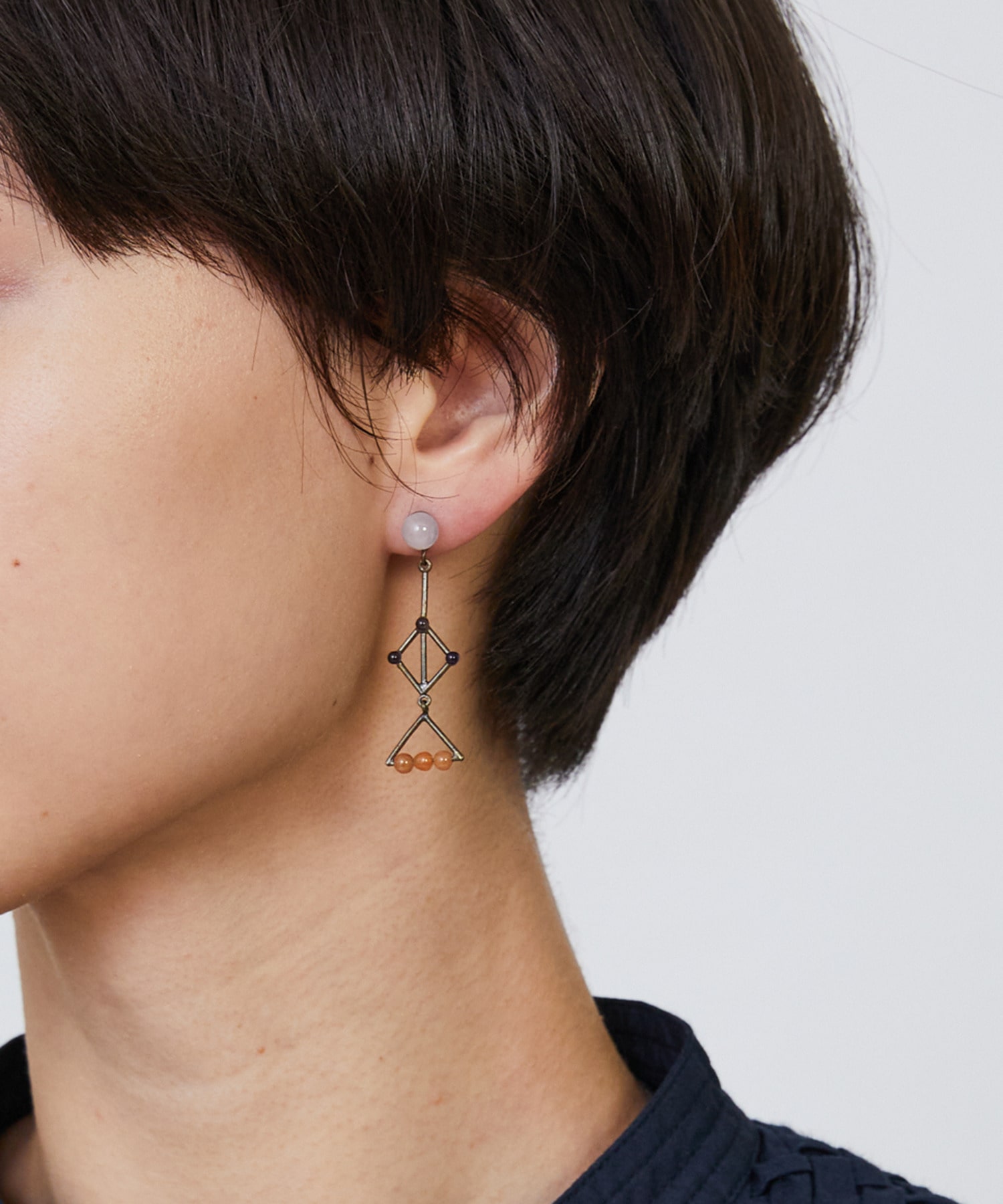 【LOISIR】｜2BUY10%OFF・3BUY20%OFF｜ステンドグラスモチーフ天然石ピアス 詳細画像 グリーン系その他 1