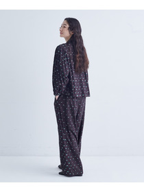 【congés payés】フラワージャカードブラウス 詳細画像 グレー系その他 11