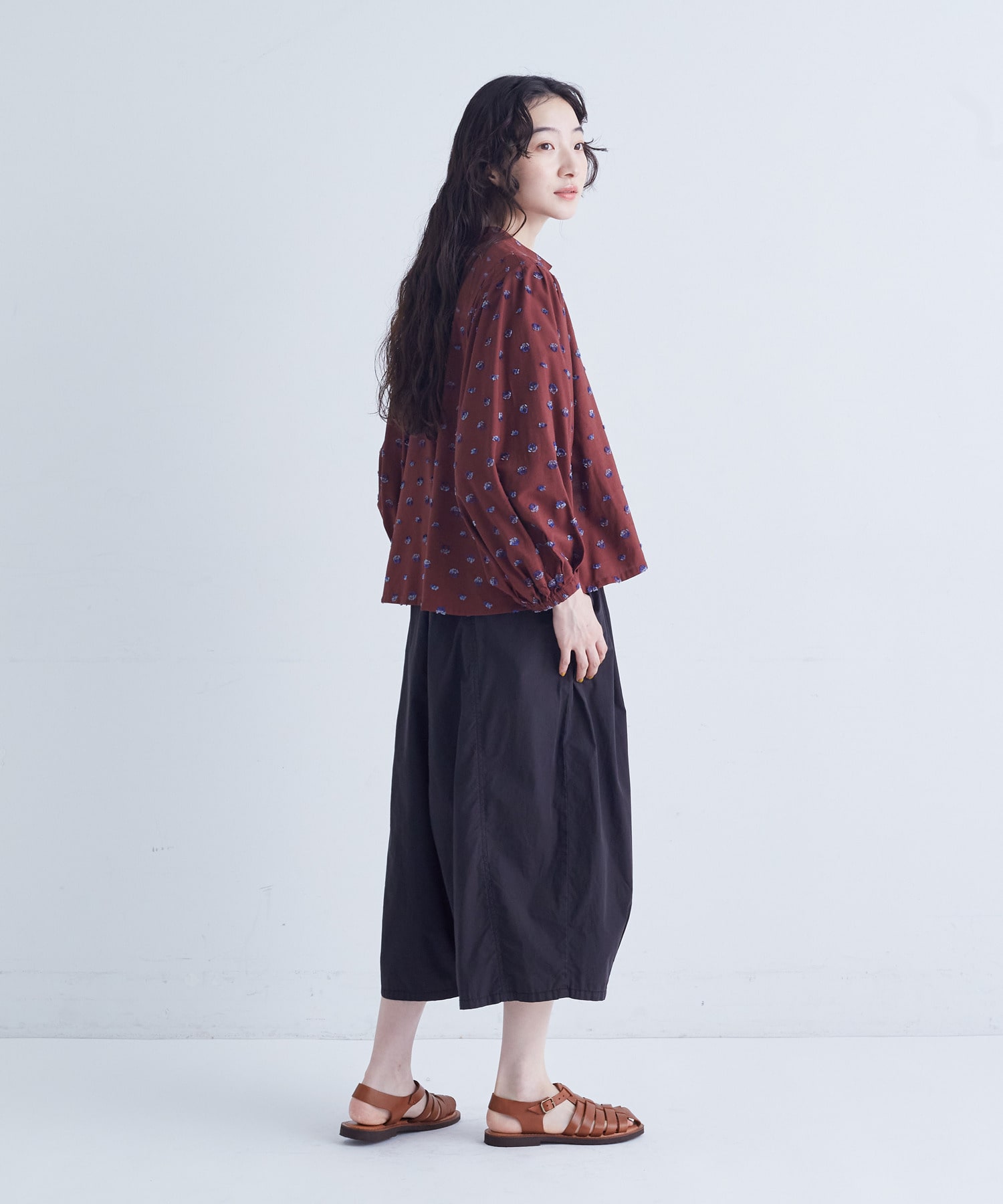 【congés payés】フラワージャカードブラウス 詳細画像 グレー系その他 3