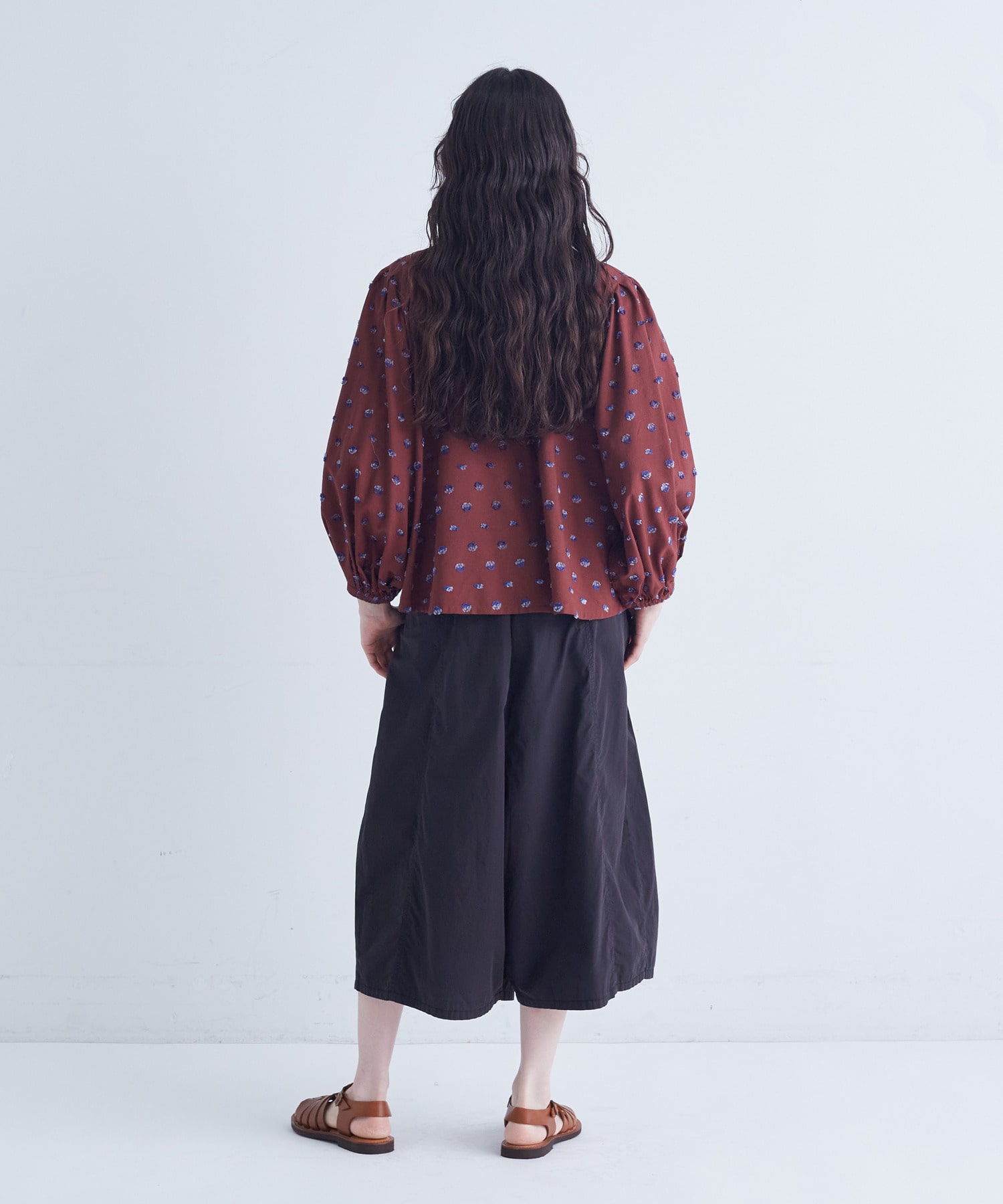 【congés payés】フラワージャカードブラウス 詳細画像 グレー系その他 4