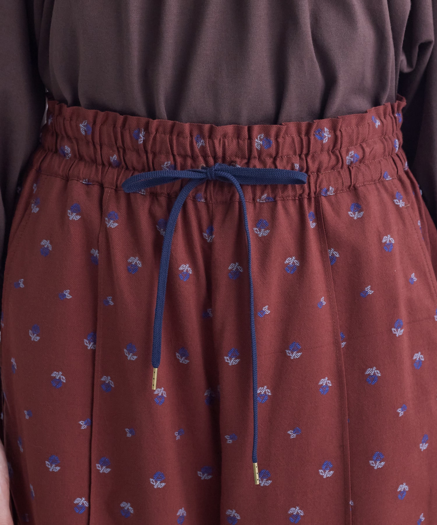 【congés payés】フラワーカットジャカードパンツ 詳細画像 グレー系その他 12