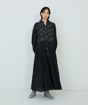 【ADIEU TRISTESSE】｜2BUY10%OFF・3BUY20%OFF｜星空プリント＆刺繍ワンピース 詳細画像 ブラック 1