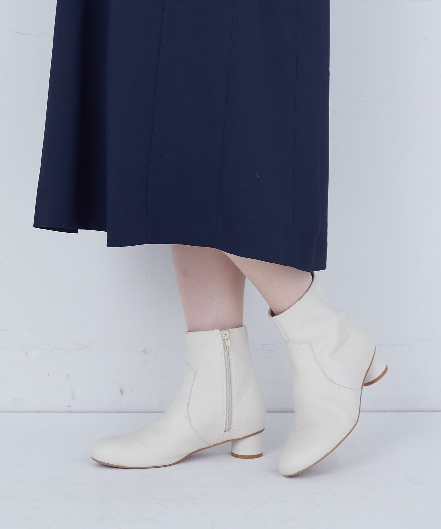 【ADIEU TRISTESSE】スリット入りクルーネックジャンパースカート 詳細画像 ネイビー 17