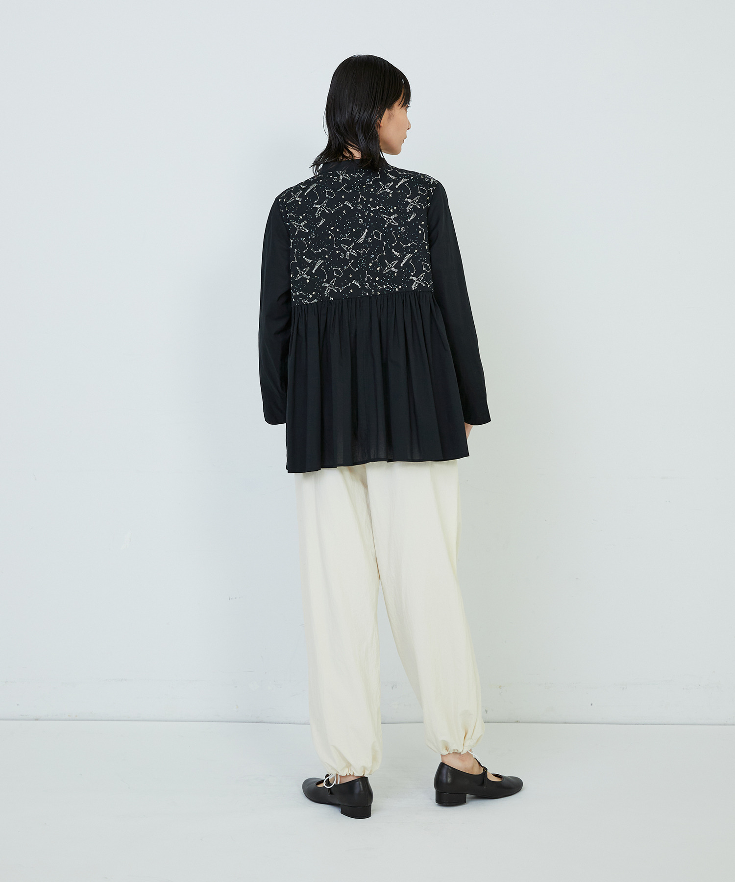 星空プリント＆刺繍ブラウス｜BIGI online store - ビギ