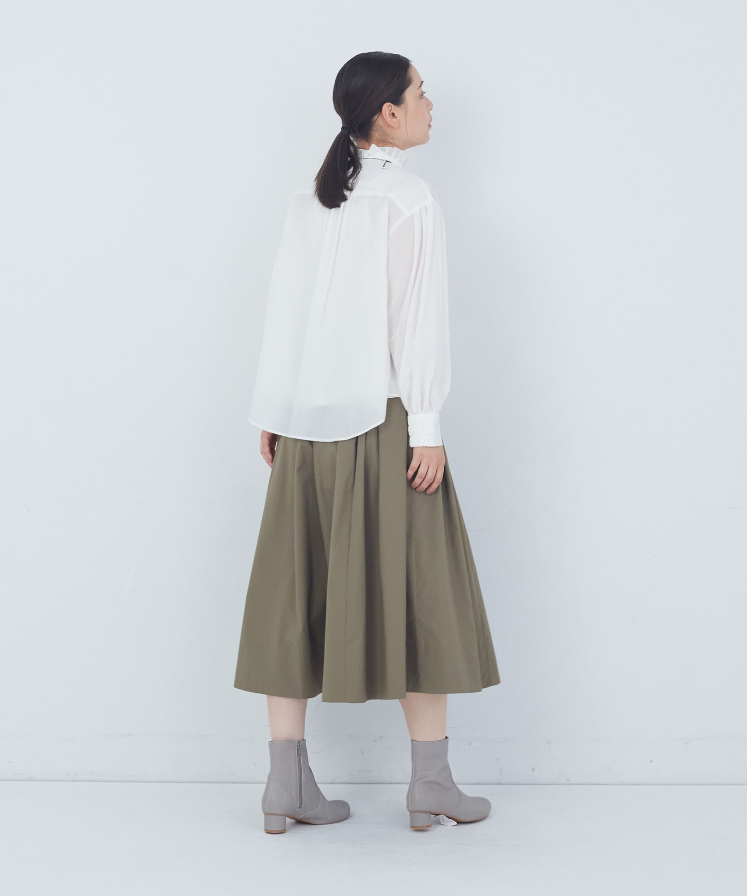 【ADIEU TRISTESSE】｜2BUY10%OFF・3BUY20%OFF｜タックフリルカラーブラウス 詳細画像 ブル－グレ－ 15