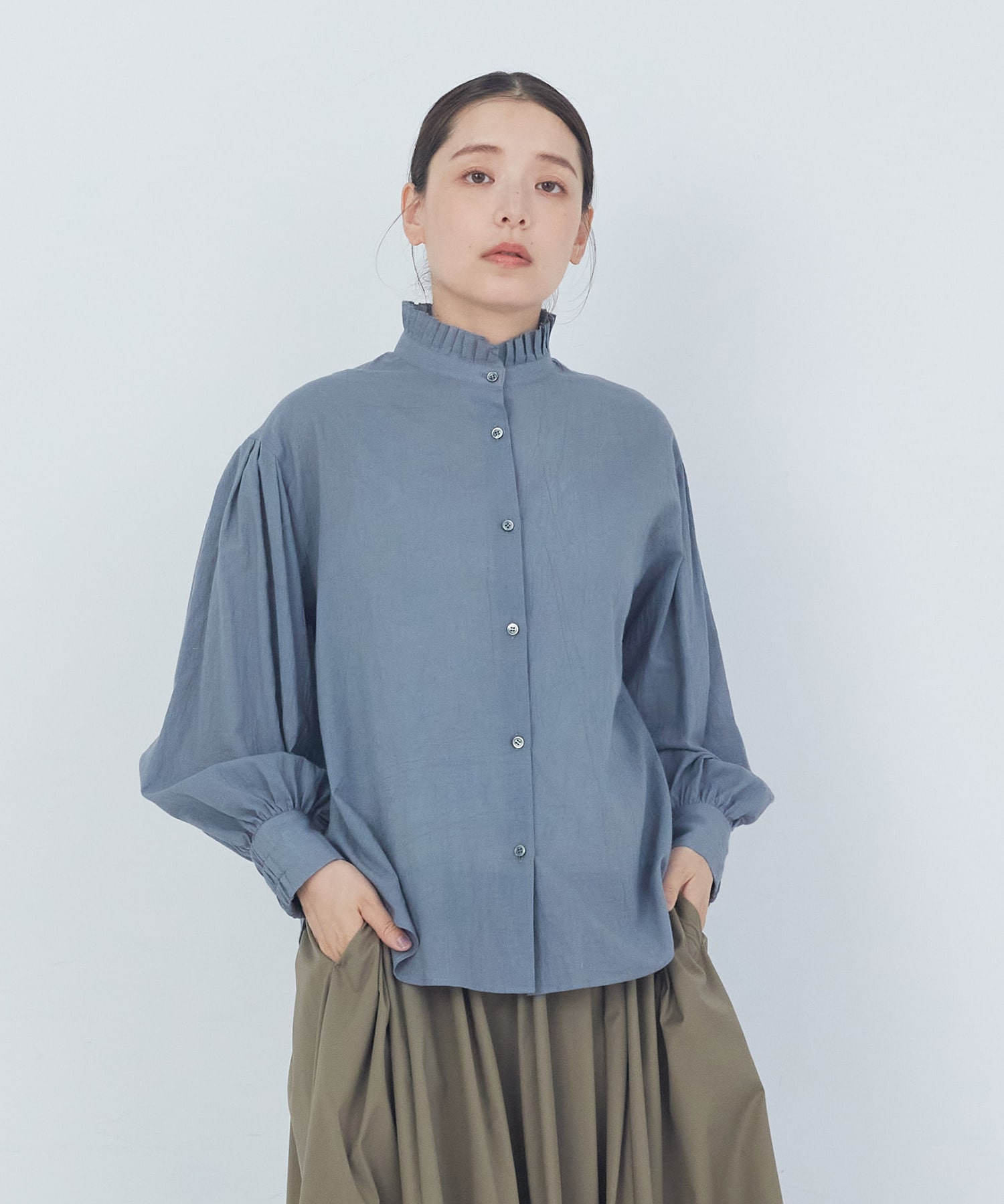 【ADIEU TRISTESSE】｜2BUY10%OFF・3BUY20%OFF｜タックフリルカラーブラウス 詳細画像 ブル－グレ－ 1