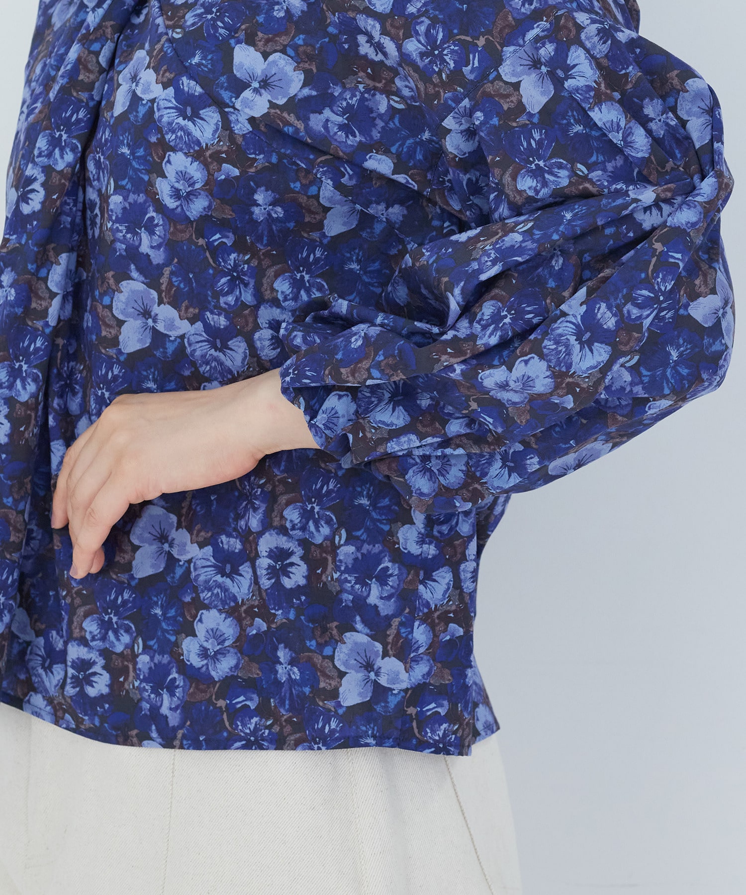 【ADIEU TRISTESSE】｜2BUY10%OFF・3BUY20%OFF｜リバティプリントブラウス 詳細画像 ブルー系その他 15