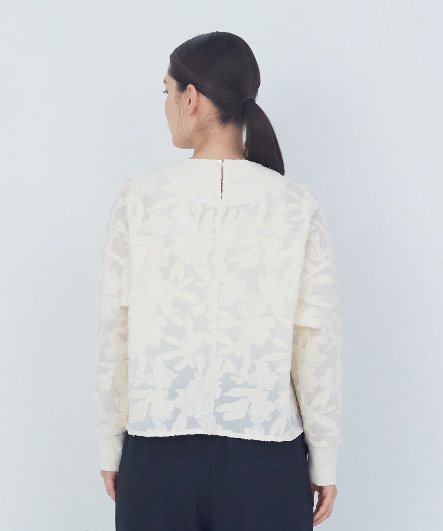 【ADIEU TRISTESSE】カットジャカードブラウス 詳細画像 オフホワイト 12