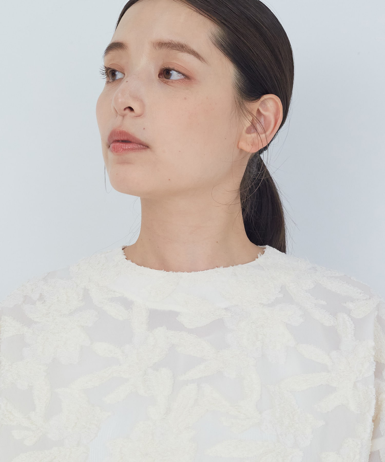 【ADIEU TRISTESSE】カットジャカードブラウス 詳細画像 オフホワイト 13