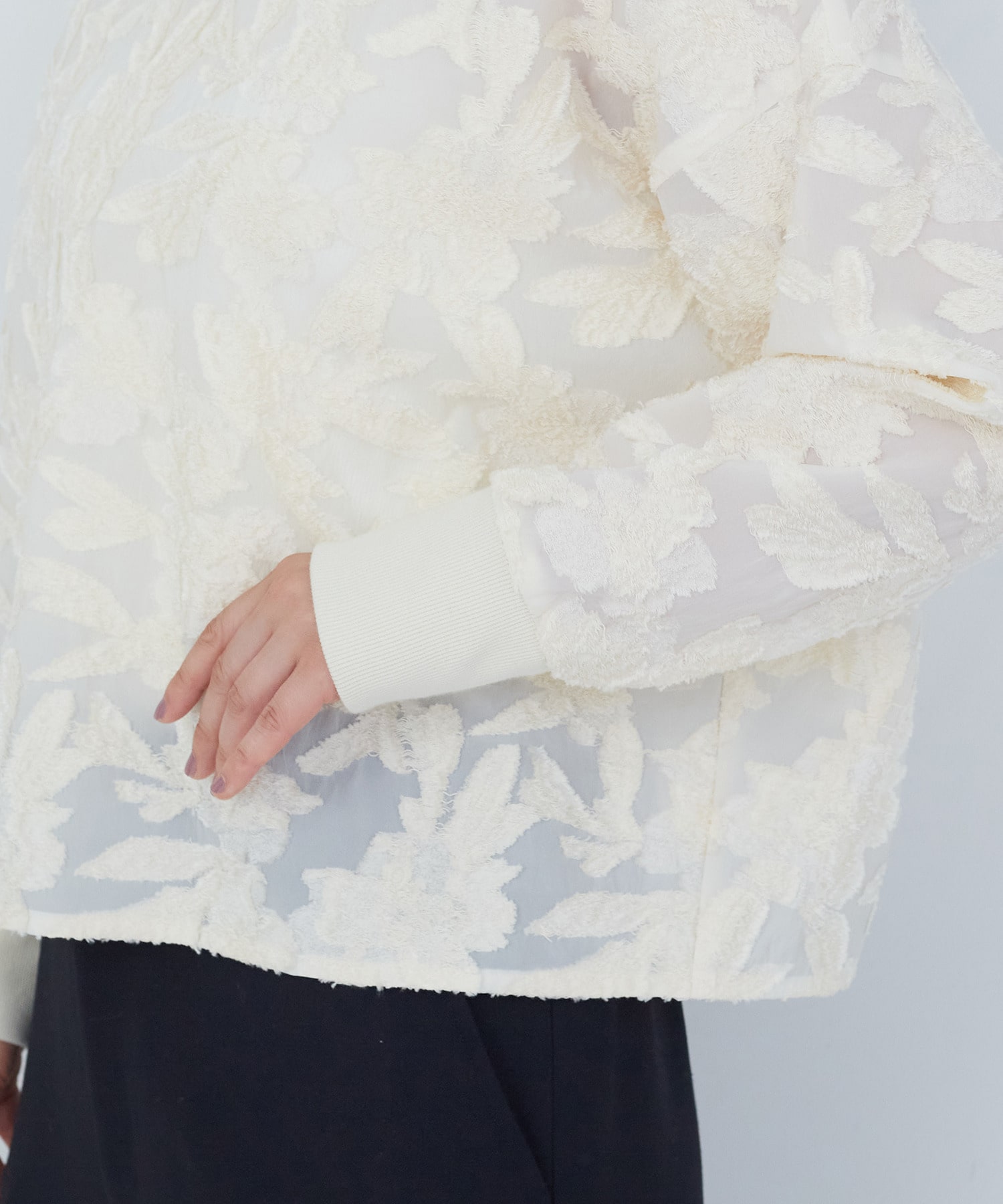 【ADIEU TRISTESSE】カットジャカードブラウス 詳細画像 オフホワイト 15