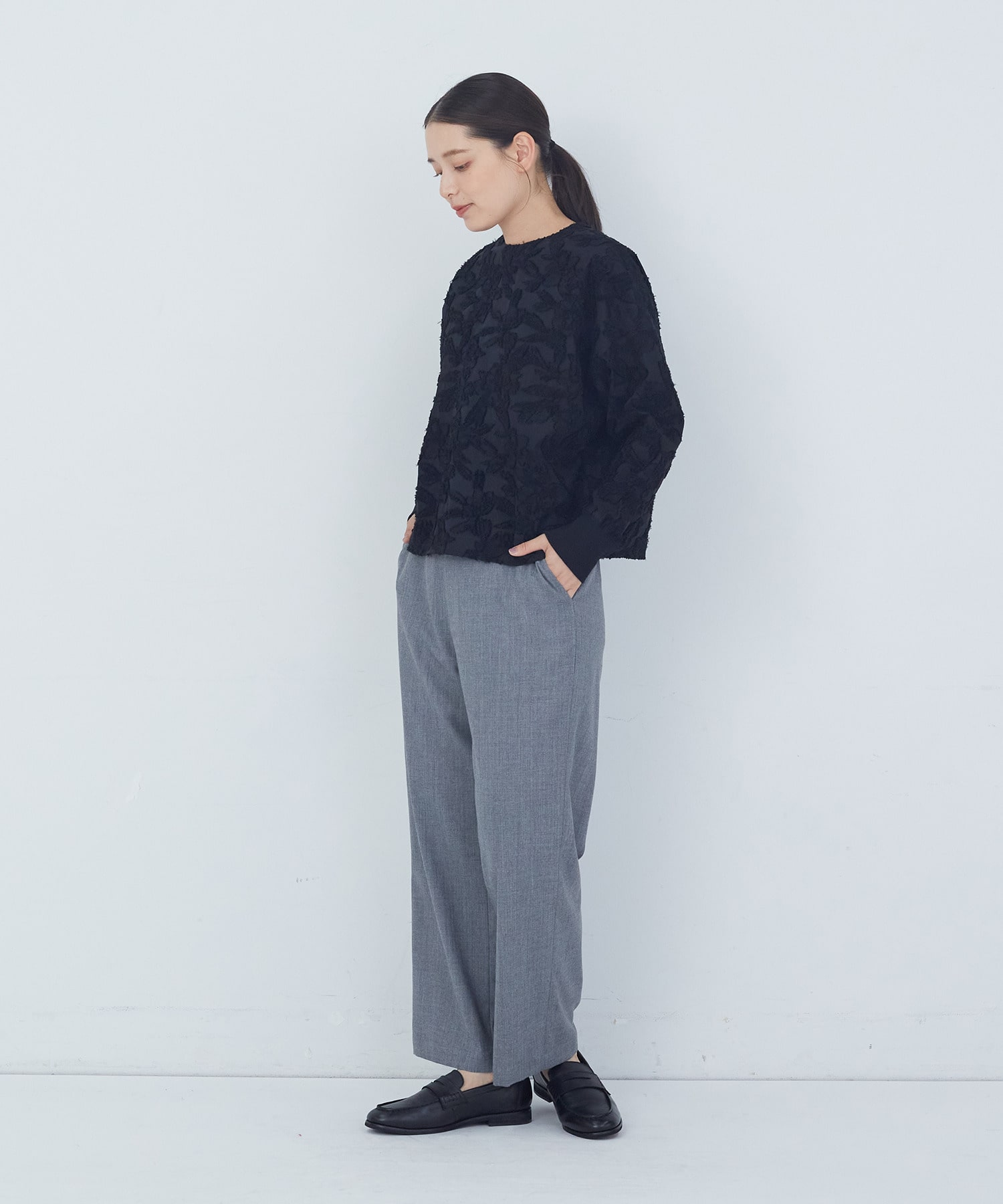 【ADIEU TRISTESSE】カットジャカードブラウス 詳細画像 オフホワイト 2