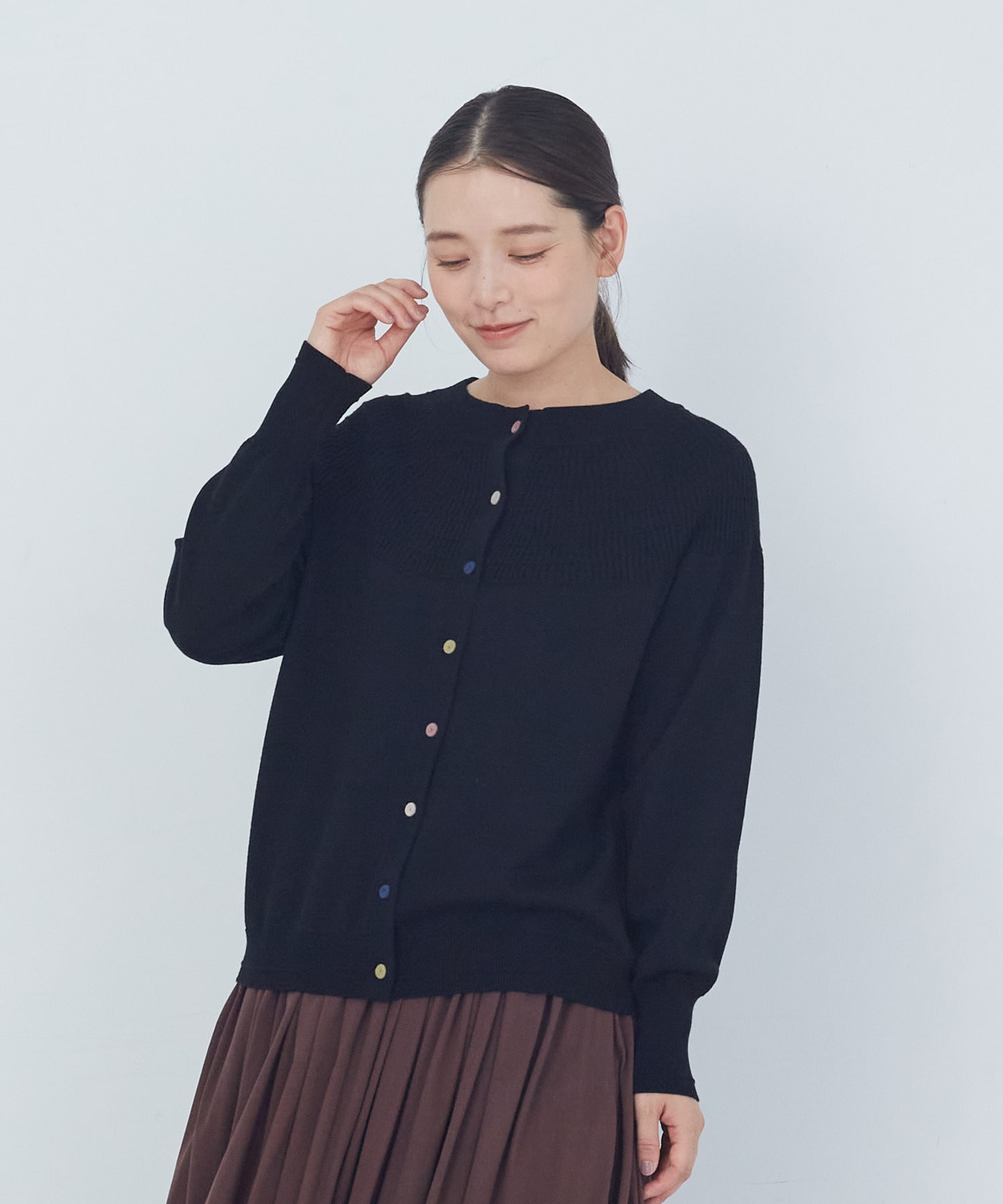 2BUY10%OFF・3BUY15%OFF｜キュウシンリブカラフル釦カーディガン｜BIGI