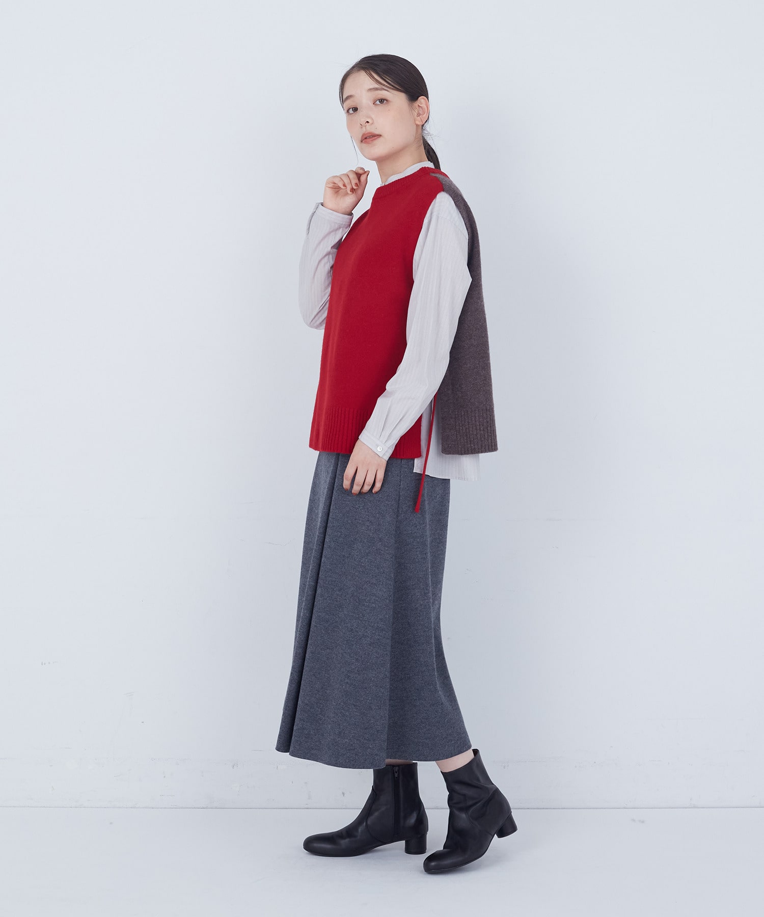 【ADIEU TRISTESSE】【2way】AQUAウールカシミヤベスト 詳細画像 チャコールグレー 2