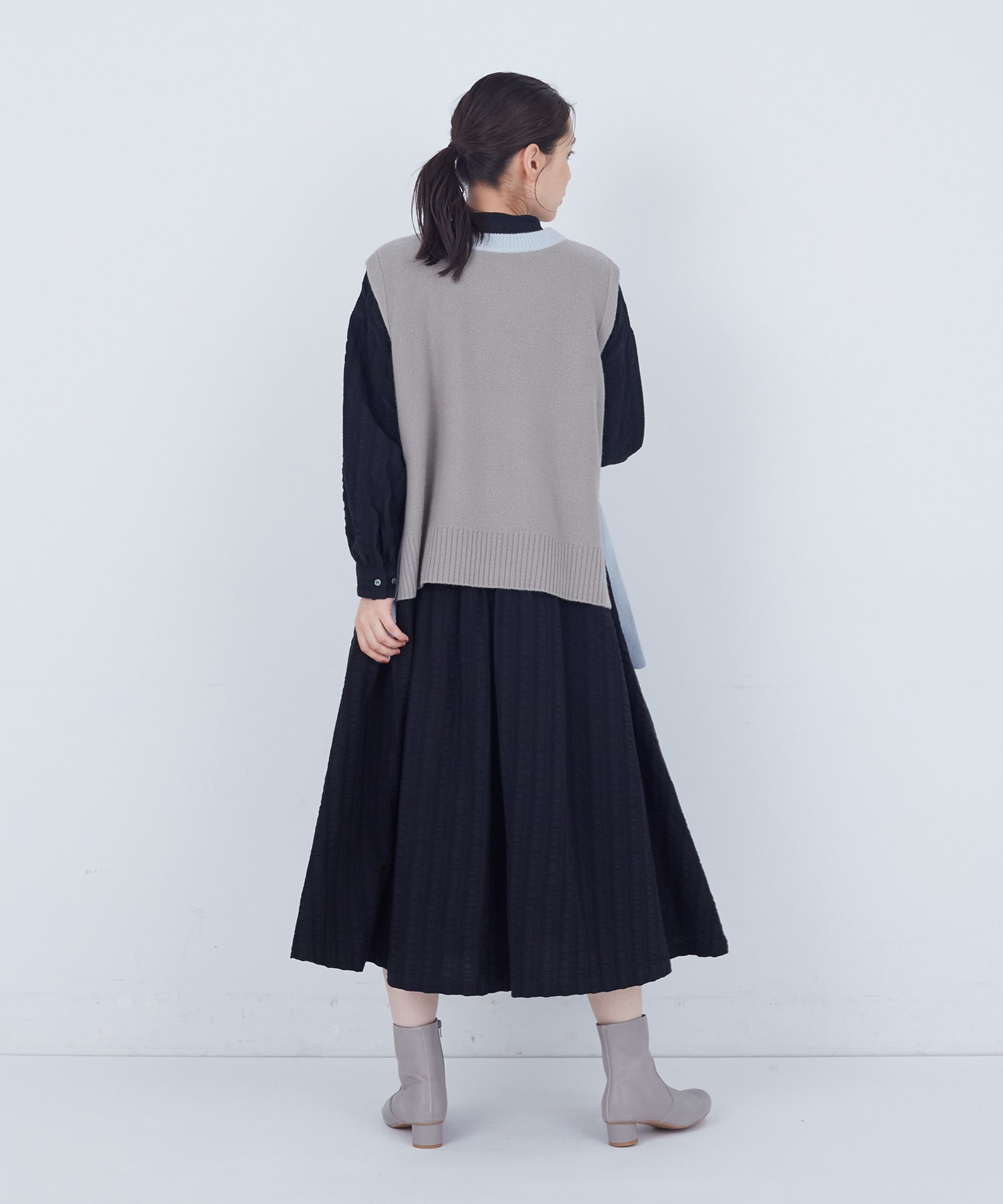 【ADIEU TRISTESSE】【2way】AQUAウールカシミヤベスト 詳細画像 チャコールグレー 27