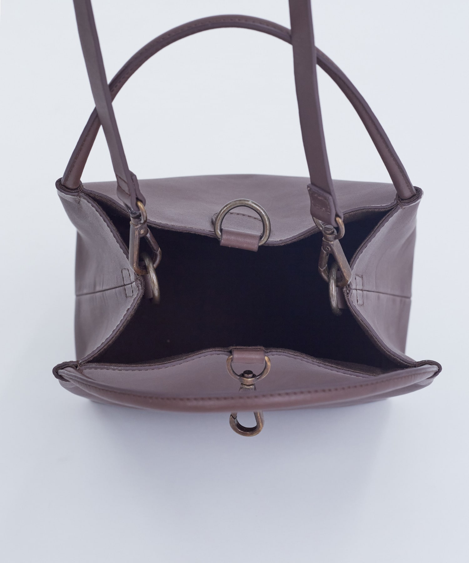 【ADIEU TRISTESSE】ショルダーストラップ付きスクエアバック 詳細画像 ブラック 11