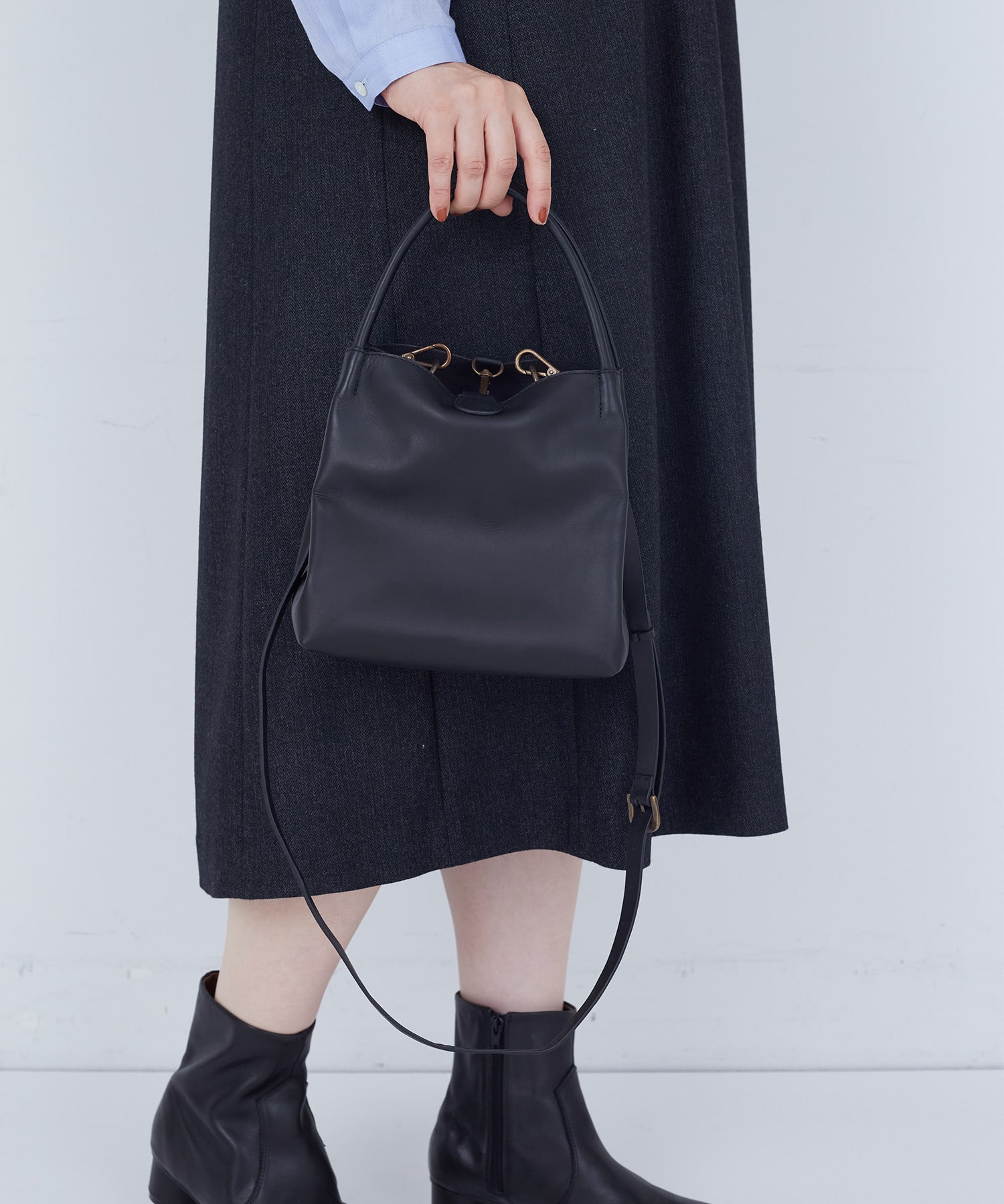 【ADIEU TRISTESSE】ショルダーストラップ付きスクエアバック 詳細画像 ブラック 7