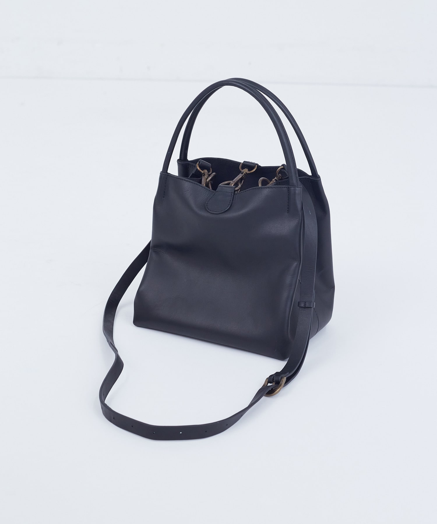 【ADIEU TRISTESSE】ショルダーストラップ付きスクエアバック 詳細画像 ブラック 8