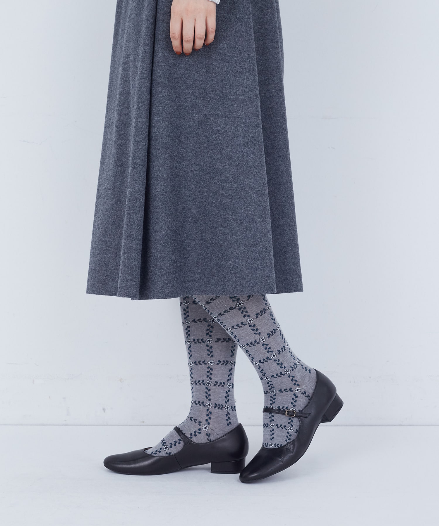 【ADIEU TRISTESSE】ボタニカルプラッドハイソックス 詳細画像 ブラック系その他 2