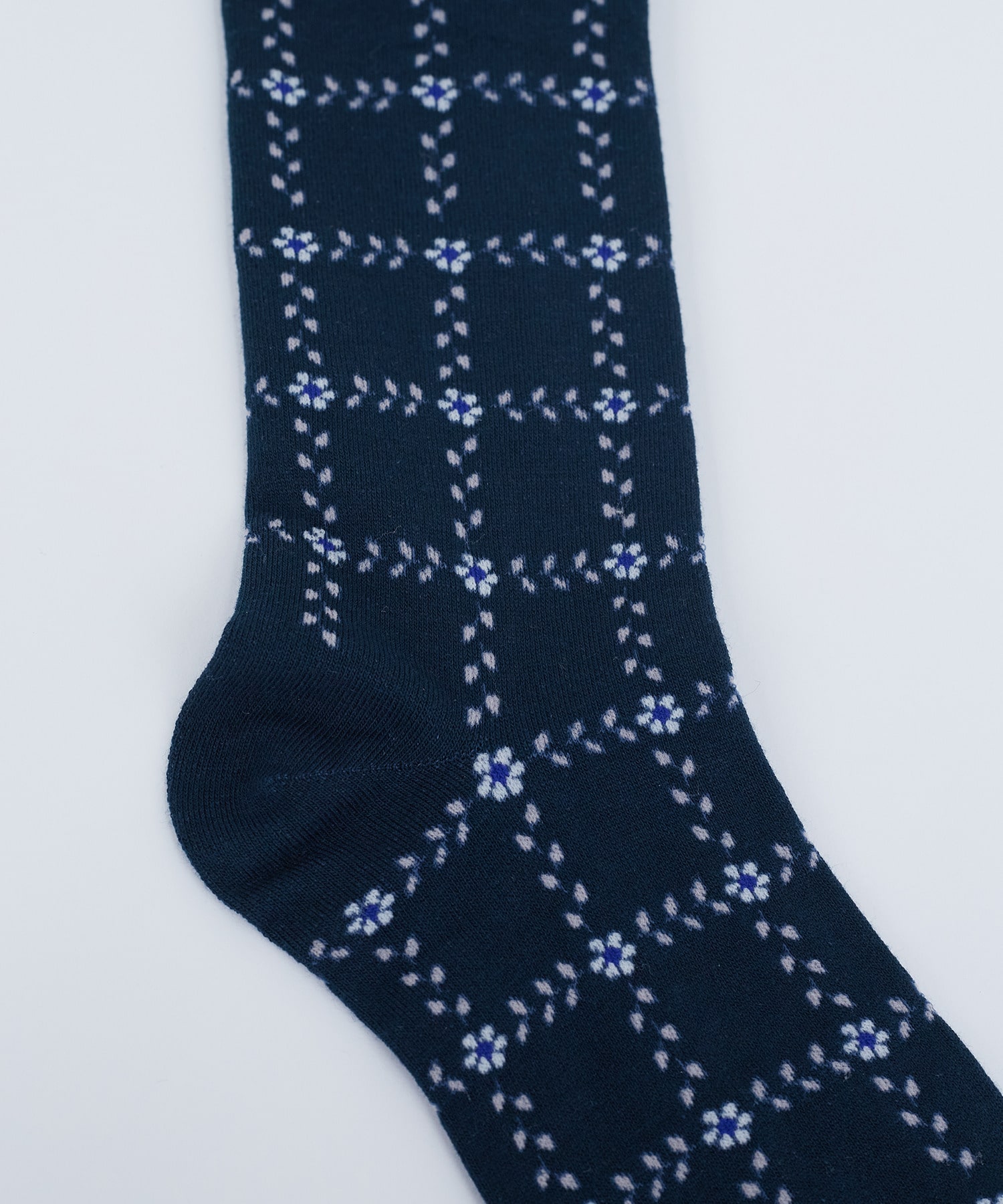 【ADIEU TRISTESSE】ボタニカルプラッドハイソックス 詳細画像 ブラック系その他 4